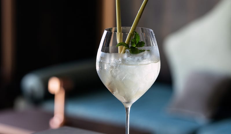 middle-east-holidays-oman-jumeirah-muscat-bay-anzo