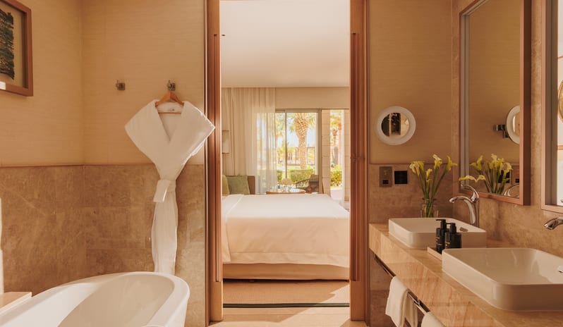 middle-east-holidays-oman-jumeirah-muscat-bay-garden-deluxe-room