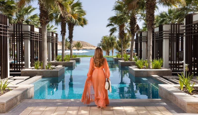 middle-east-holidays-oman-jumeirah-muscat-bay-zuka