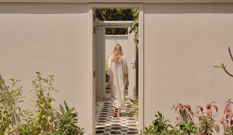 indian-ocean-holidays-maldives-seaside-finolhu-baa-atoll-maldives-interconnecting- three-bedroom-ocean-beach-pools-villa
