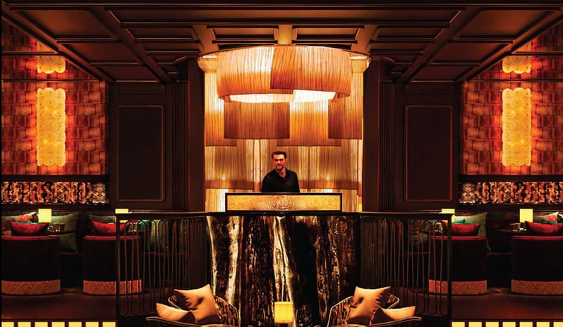 europe-holidays-spain-costa-del-sol-mett-marbella-estepona-d-lirio