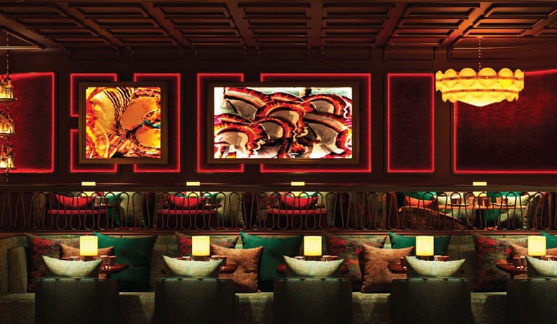 europe-holidays-spain-costa-del-sol-mett-marbella-estepona-d-lirio