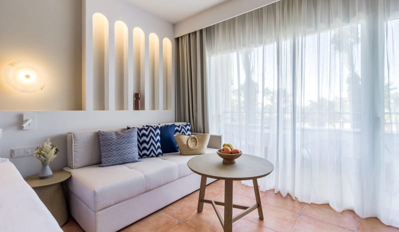 europe-holidays-spain-costa-del-sol-mett-marbella-estepona-deluxe