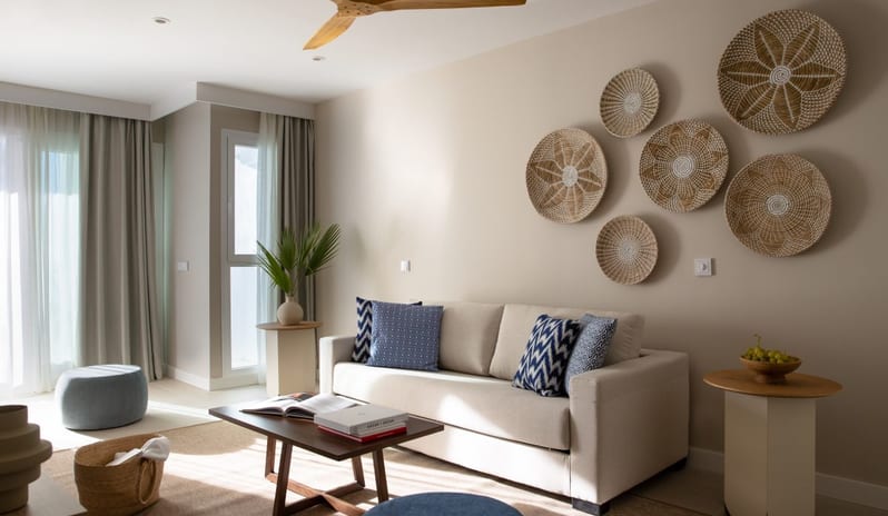 europe-holidays-spain-costa-del-sol-mett-marbella-estepona-seaview-suite