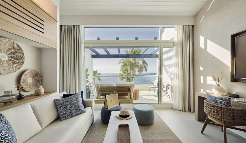 europe-holidays-spain-costa-del-sol-mett-marbella-estepona-sea-view-mezzanine-suite