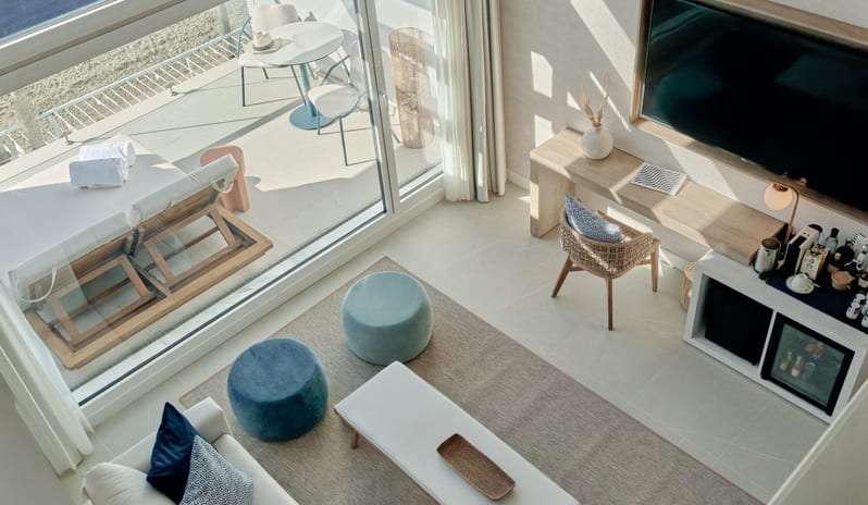 europe-holidays-spain-costa-del-sol-mett-marbella-estepona-sea-view-mezzanine-suite