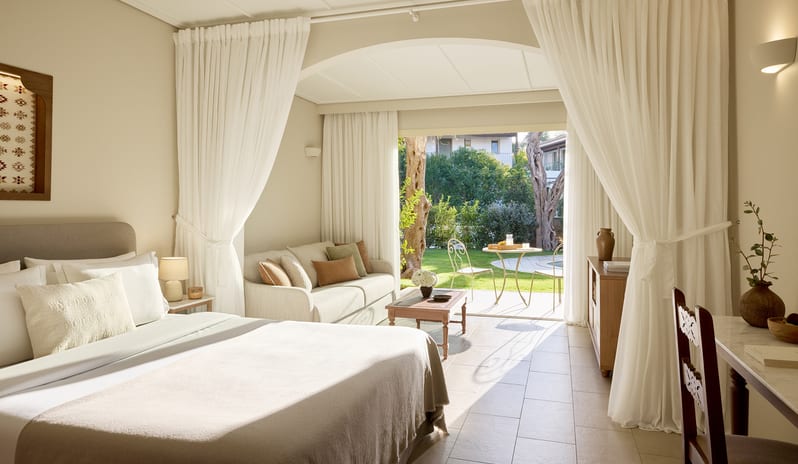 europe-holidays-greece-parga-parga-beach-resort-eden-suite