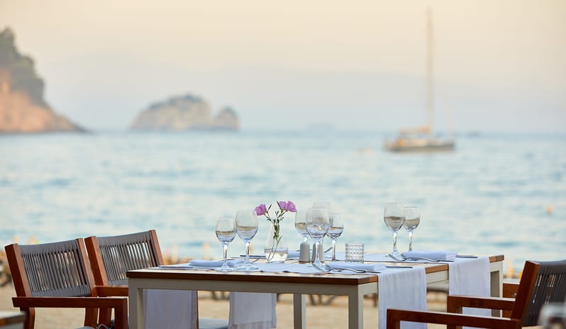 europe-holidays-greece-parga-parga-beach-resort-thálassa
