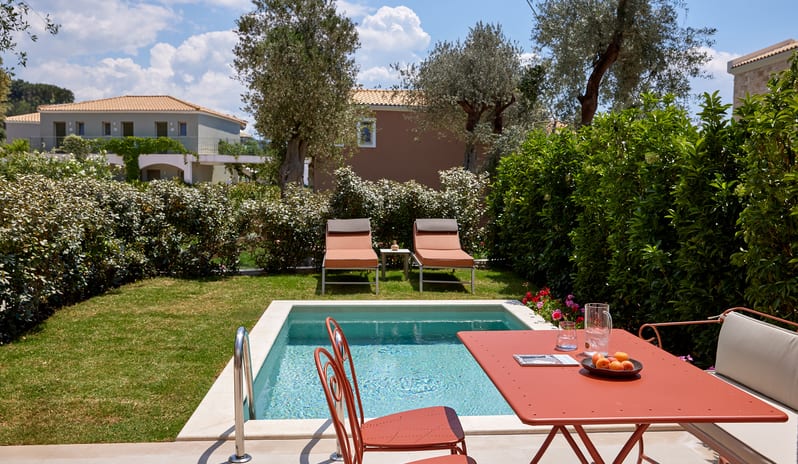 europe-holidays-greece-parga-parga-beach-resort-maison-bliss-suite-with-private- pool