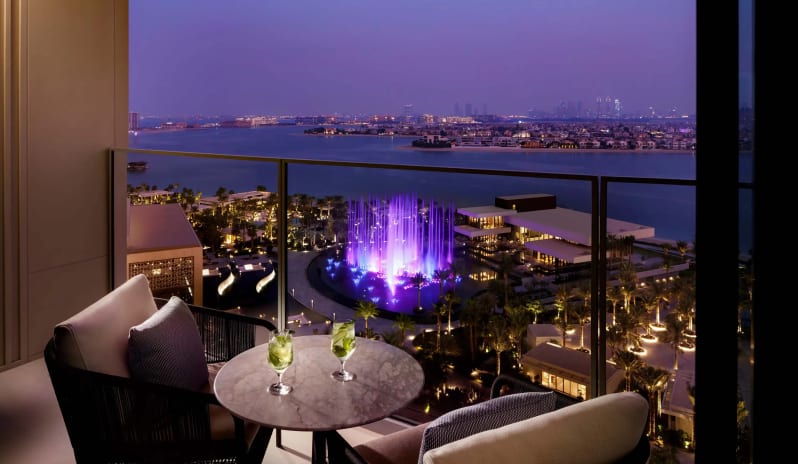 middle-east-holidays-dubai-atlantis-the-royal-palmscape-queen-room