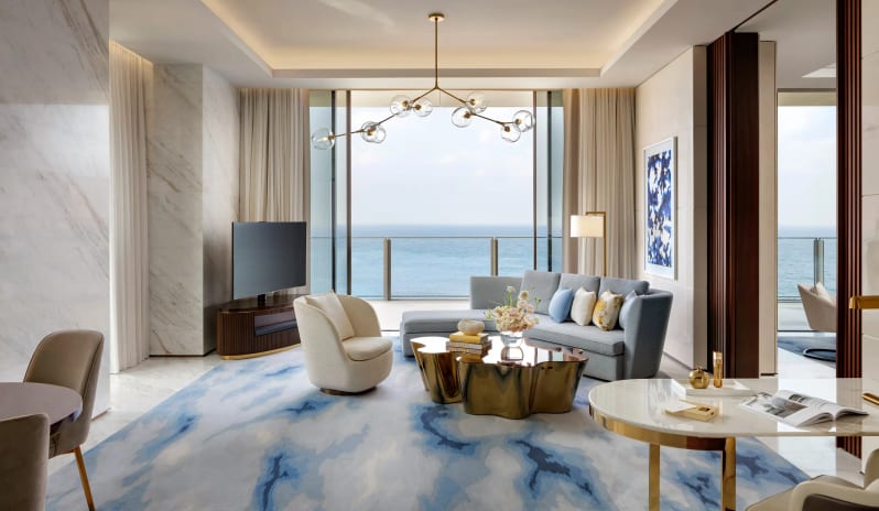 middle-east-holidays-dubai-atlantis-the-royal-sky-pool-villa-sea-view