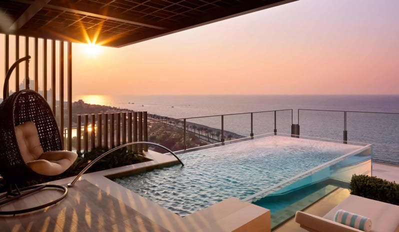middle-east-holidays-dubai-atlantis-the-royal-sky-pool-villa-sea-view