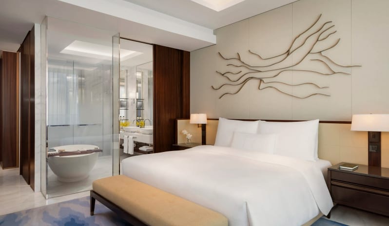 middle-east-holidays-dubai-atlantis-the-royal-two-sky-terrace-family-suite