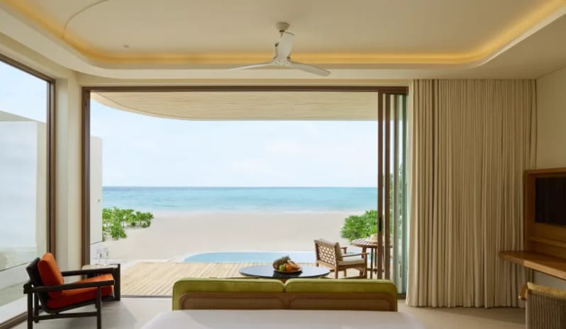 indian-ocean-holidays-maldives-centara-grand-lagoon-maldives-one-bedroom-sunrise-beach-pool-villa