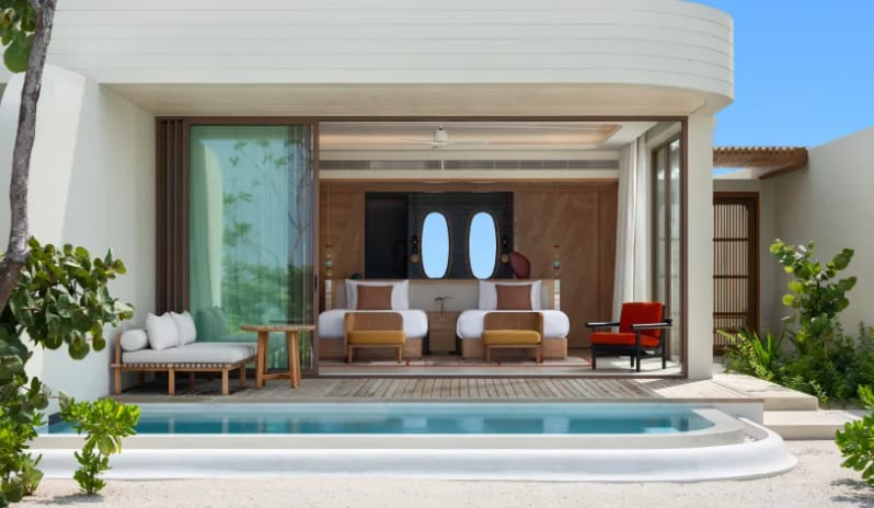 indian-ocean-holidays-maldives-centara-grand-lagoon-maldives-one-bedroom-sunset-beach-pool-villa