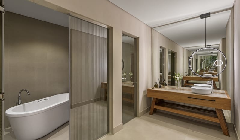 rtpd-uae-grand-king-suite-bathroom-2025