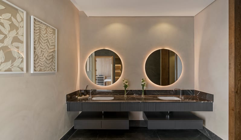 rtpd-uae-grand-king-suite-bathroom-with-sauna-2025