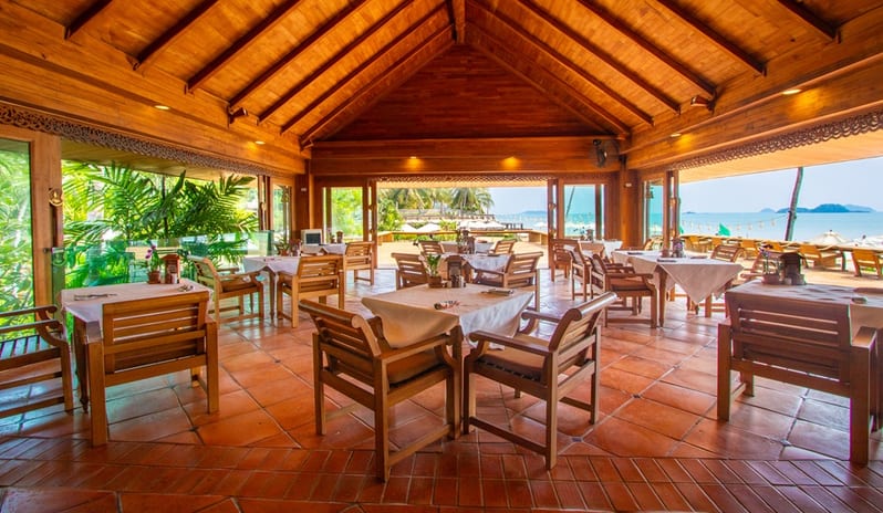 Hotel image Sitting Area view at Santhiya Koh Chang Resort
