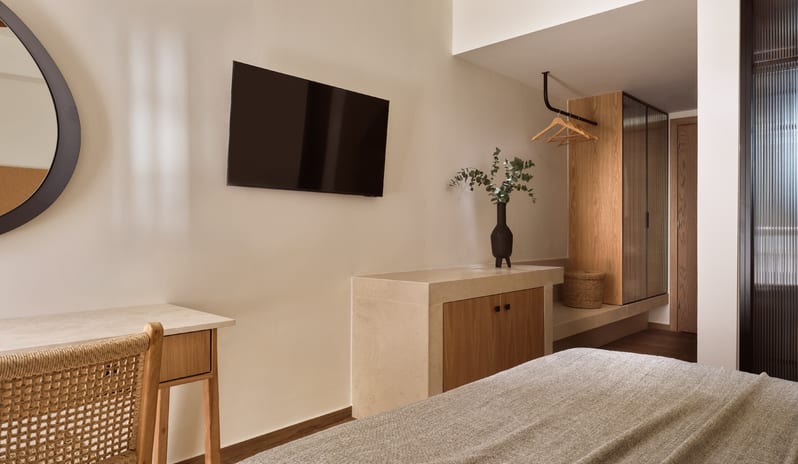 europe-holidays-greece-zakynthos-lesante-classic-luxury-hotel-spa-hotel-deluxe-family-room