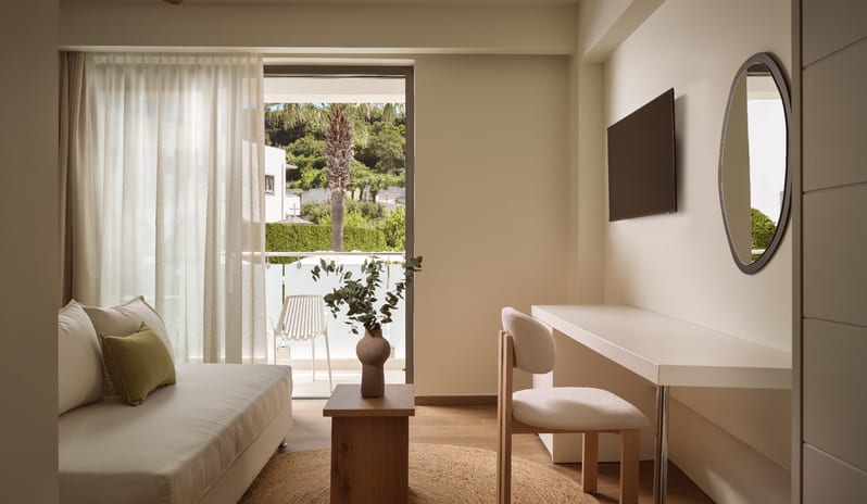europe-holidays-greece-zakynthos-lesante-classic-luxury-hotel-spa-hotel-premium-deluxe-room