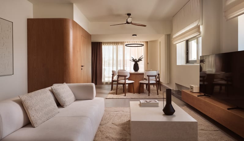 europe-holidays-greece-zakynthos-lesante-classic-luxury-hotel-spa-hotel-grand-suite-with-private-outdoor-jacuzzi