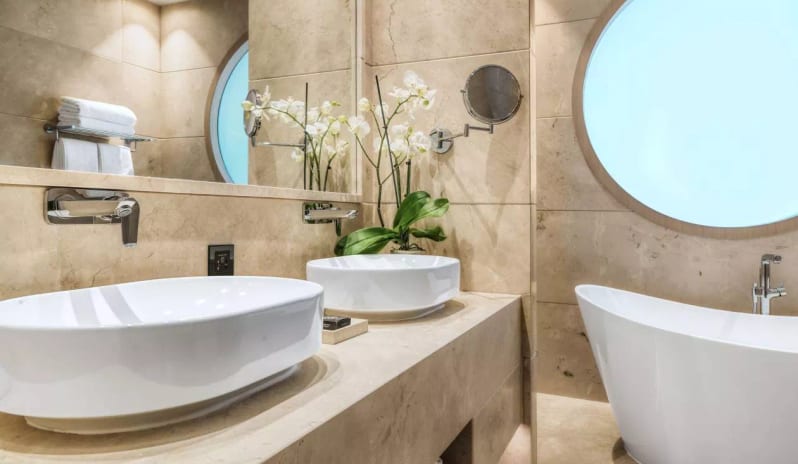 europe-holidays-cyprus-paphos-cap-st-georges-hotel-resort-cap-deluxe-room