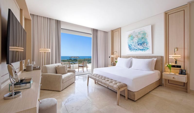 europe-holidays-cyprus-paphos-cap-st-georges-hotel-resort-cap-deluxe-room