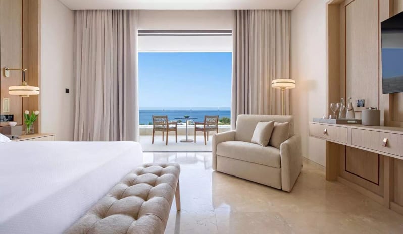 europe-holidays-cyprus-paphos-cap-st-georges-hotel-resort-cap-superior-room