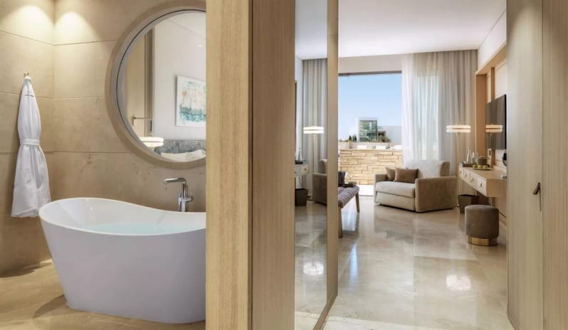 europe-holidays-cyprus-paphos-cap-st-georges-hotel-resort-cap-thalassa-room