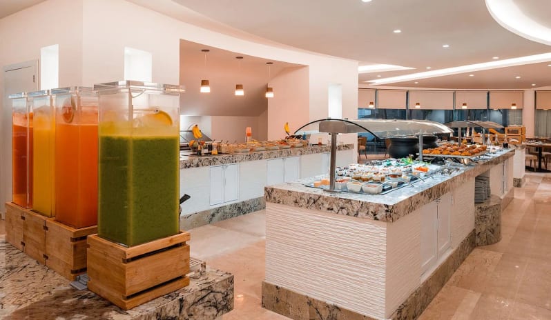 caribbean-holidays-cancun-riviera-maya-playacar-palace-hotel-cafe-del-mar