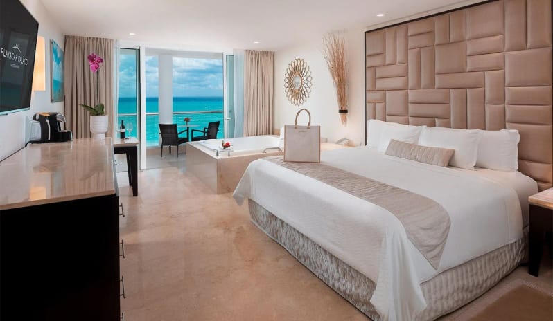 caribbean-holidays-cancun-riviera-maya-playacar-palace-hotel-superior-honeymoon-suite