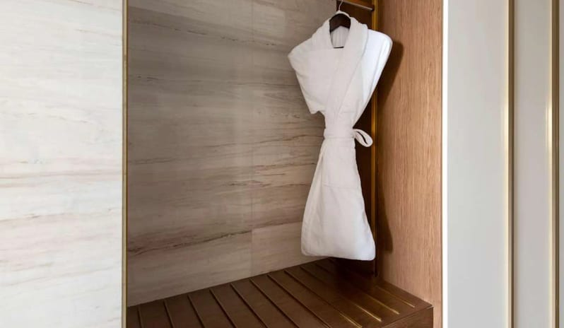middle-east-holidays-qatar-rixos-gulf-hotel-doha-Deluxe Room Sea View