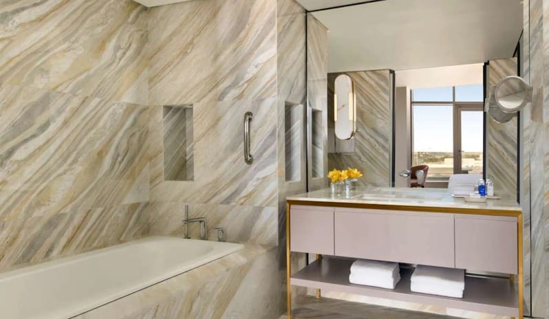 middle-east-holidays-qatar-rixos-gulf-hotel-doha-Senior Suite