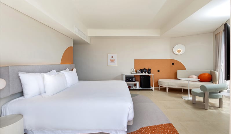 thailand-holidays-phuket-centara-karon-resort-hotel-Deluxe Spa Suite Ocean View