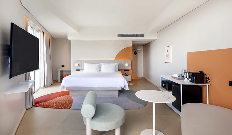 thailand-holidays-phuket-centara-karon-resort-hotel-Deluxe Spa Suite Ocean View