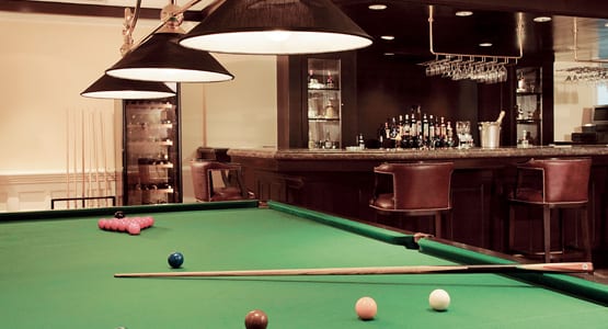 asia-holidays-malaysia-cameron-highlands-resort-Highlands Bar