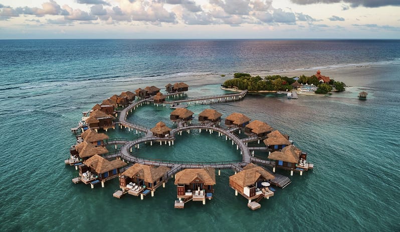 caribbean-holidays-amaica-sandals-royal-caribbean-resort-and-private-island-hotel- OWB