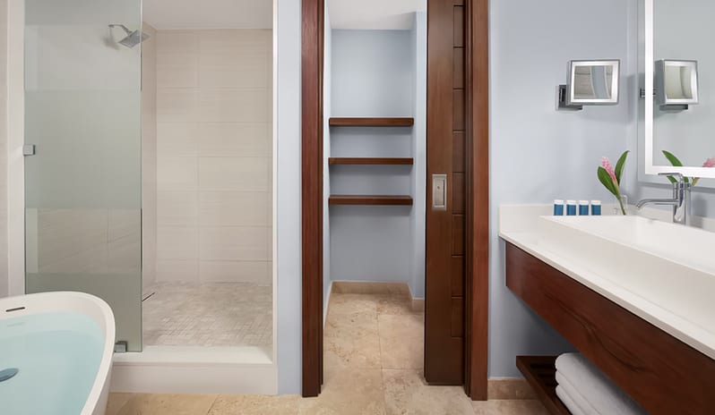 caribbean-holidays-jamaica-sandals-south-coast-hotel-SUP