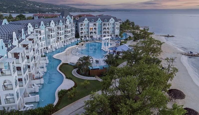caribbean-holidays-jamaica-sandals-south-coast-hotel-SUP