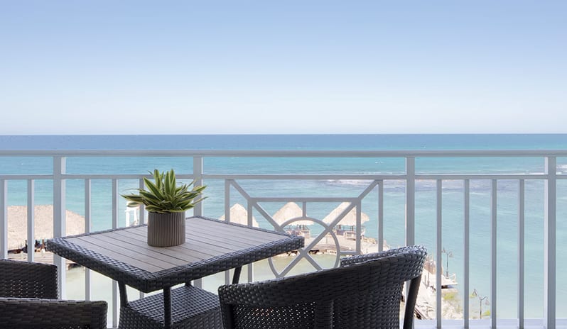 caribbean-holidays-jamaica-sandals-ochi-beach-resort-hotel- HB