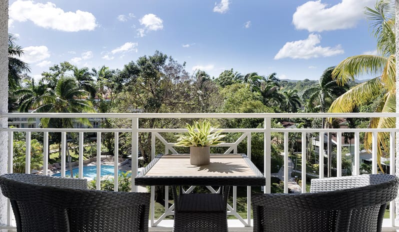 caribbean-holidays-jamaica-sandals-ochi-beach-resort-hotel- LX