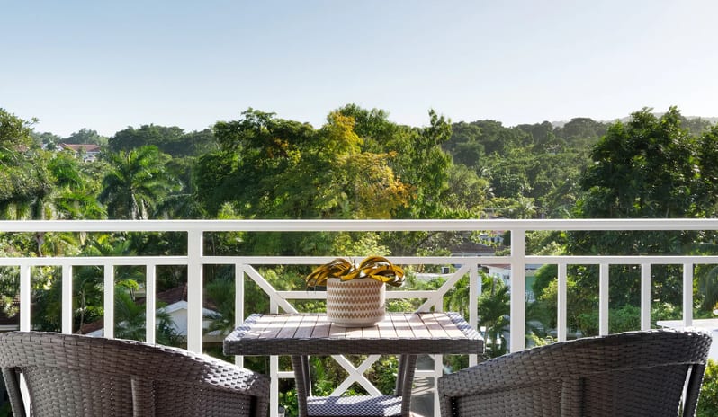 caribbean-holidays-jamaica-sandals-ochi-beach-resort-hotel- DL