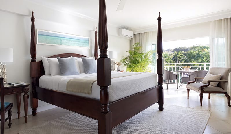 caribbean-holidays-jamaica-sandals-ochi-beach-resort-hotel- DL