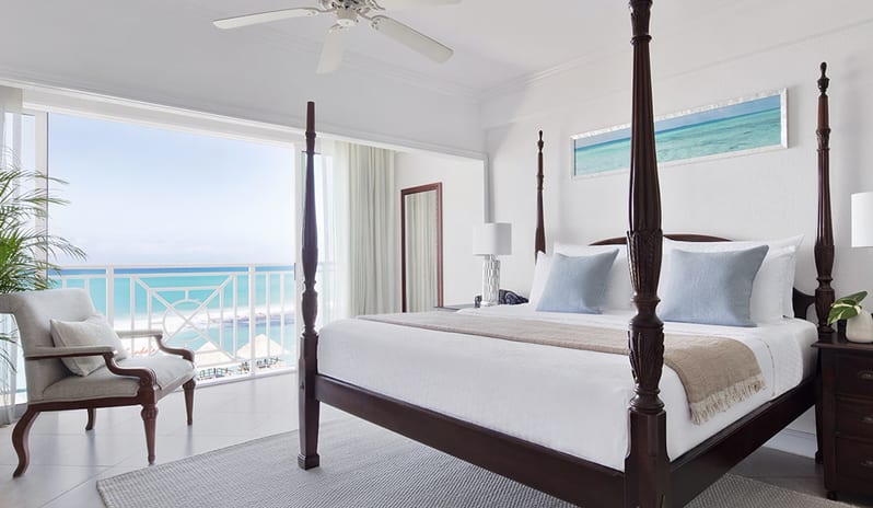 caribbean-holidays-jamaica-sandals-ochi-beach-resort-hotel- P1