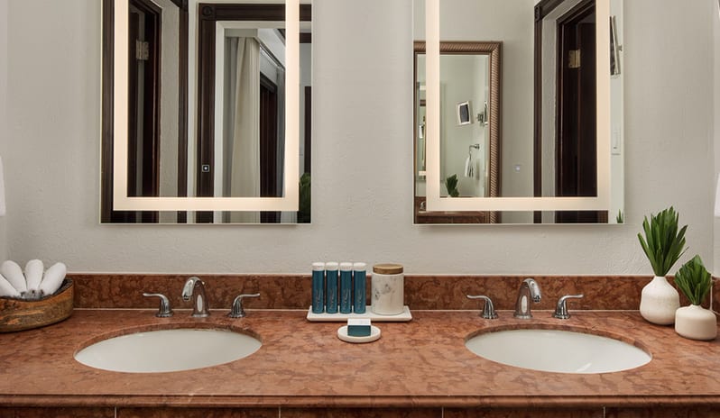 caribbean-holidays-jamaica-sandals-royal-plantation-ocho-rios-hotel- 1R