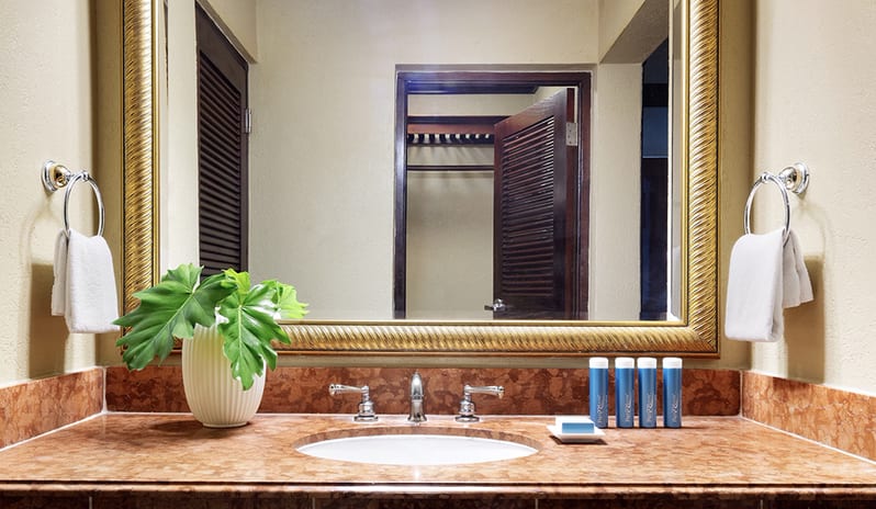 caribbean-holidays-jamaica-sandals-royal-plantation-ocho-rios-hotel- LR