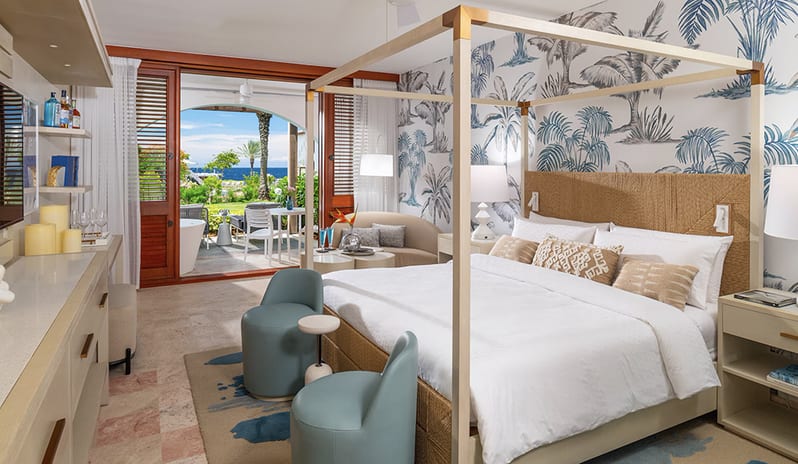 caribbean-holidays-curacao-sandals-royal-curacao-Subi Club Level Walkout Room With Patio Tranquility Soaking Tub
