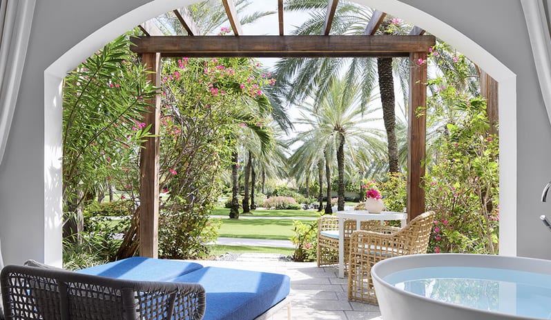 caribbean-holidays-curacao-sandals-royal-curacao-Subi Club Level Walkout Room With Patio Tranquility Soaking Tub