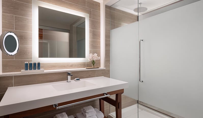 caribbean-holidays-curacao-sandals-royal-curacao-Melemele Club Level Walkout Junior Suite With Patio Tranquility Soaking Tub