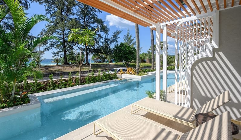 Lagoon Pool Access Deluxe Terrace